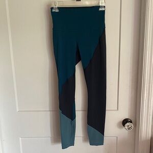 Lululemon Shades of Teal High-Waist Leggings